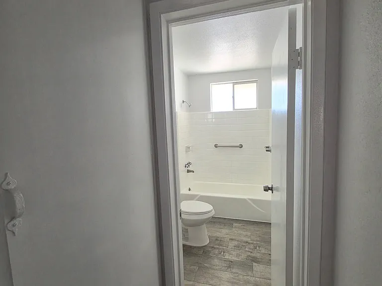 11586 Calcite Ave — Photo 8