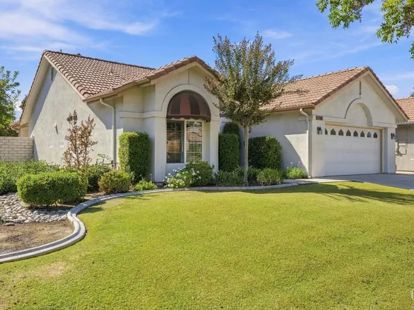 2401 Snowdrop Dr, Bakersfield, CA 93311