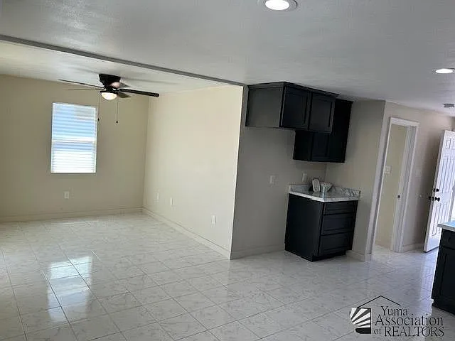 1872 S Walnut Ave — Photo 12