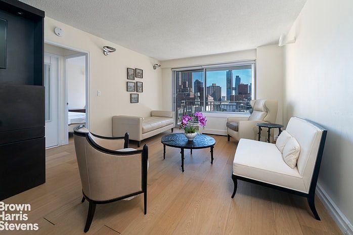 1st image of 132 E 35th St APT 12D