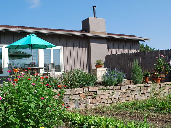 Backyard Garden Patio