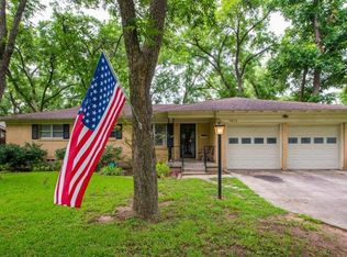 1602 W Lovers Ln, Arlington, TX 76013