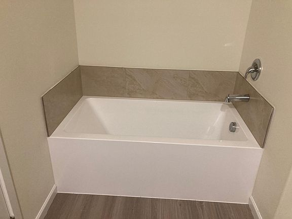 3rd image of 28412 77th Dr NW