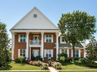 13700 Southern Oaks Dr, Burleson, TX 76028