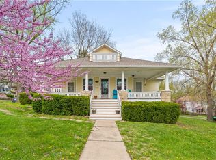 340 Harrison Ave, Liberty, MO 64068