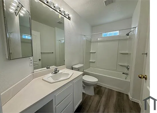 7400 W Flamingo Rd — Photo 10