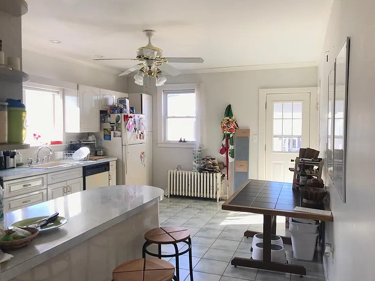 25 Lake St #2 — Photo 18
