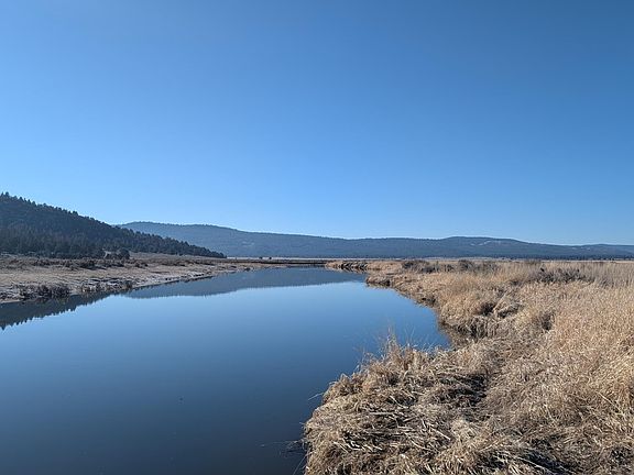 3rd image of Deschutes St #4
