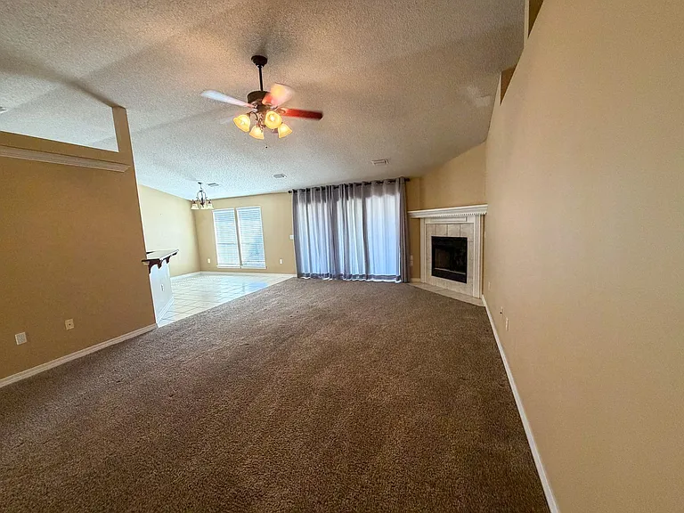 4697 Lovegrass Ln — Photo 7