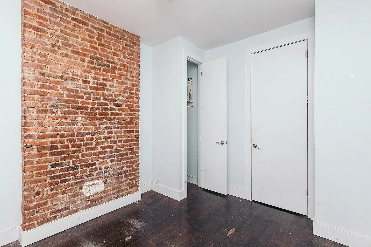 1426 Putnam Avenue — Photo 3