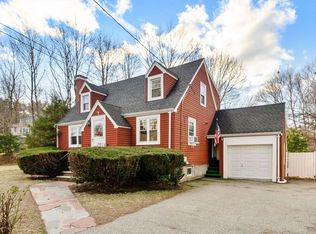 6 Windsor Rd, Stoneham, MA 02180