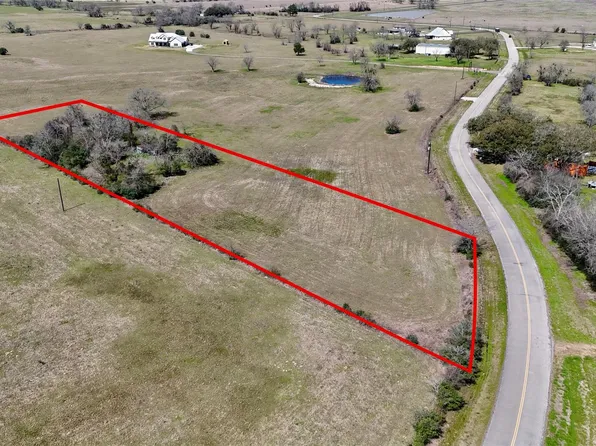 23579 Jones Rd, Hempstead, TX 77445