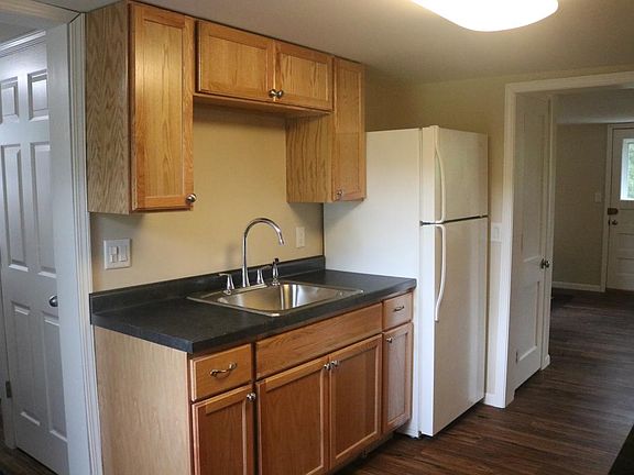 Kitchen - Galley Style