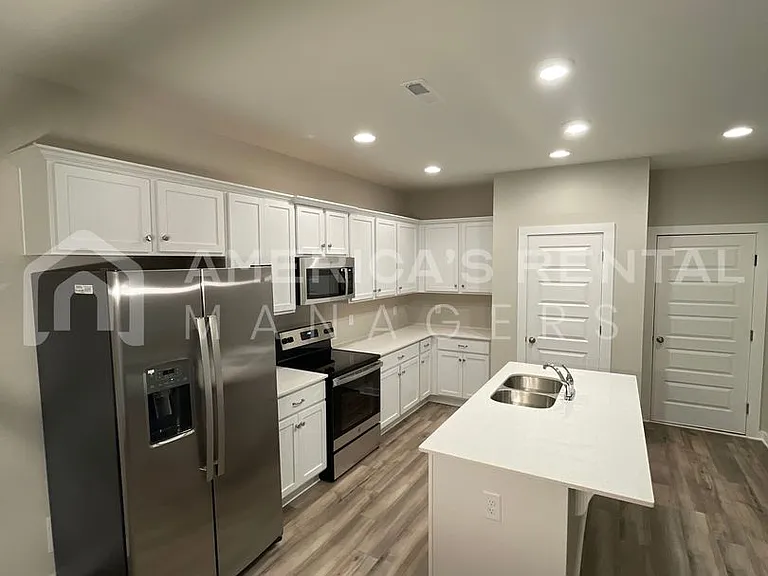 2108 Ellsworth Loop Rd — Photo 7
