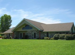 5349 SW Fairlawn Rd, Topeka, KS 66610