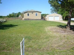 2349 N Gerard Rd, Salina, KS 67401