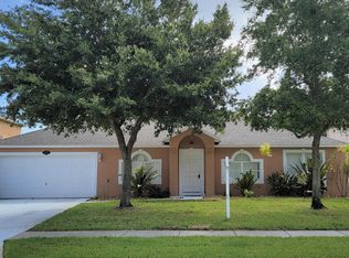 1532 Sorento Cir, West Melbourne, FL 32904