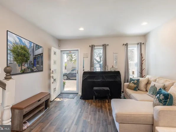 3354 Agate St, Philadelphia, PA 19134