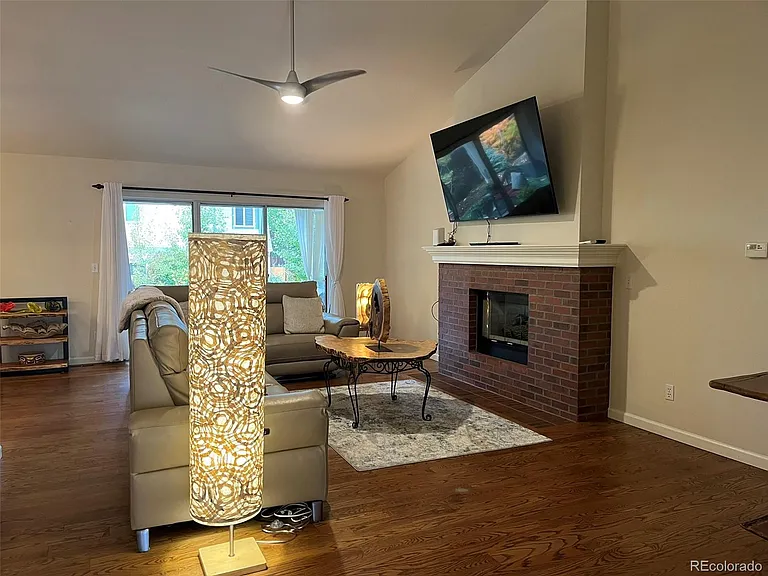 10025 Teton Ct — Photo 4