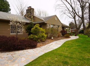 3060 Burlawn Pkwy, Brookfield, WI 53005