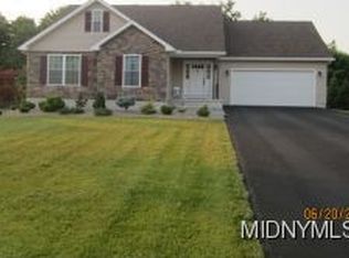 6610 Buckland Dr, Marcy, NY 13403
