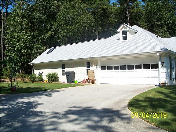 5th image of 4230 Forest Ct SE