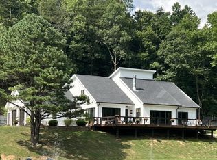 1599 Old St Marys Pike, Parkersburg, WV 26104