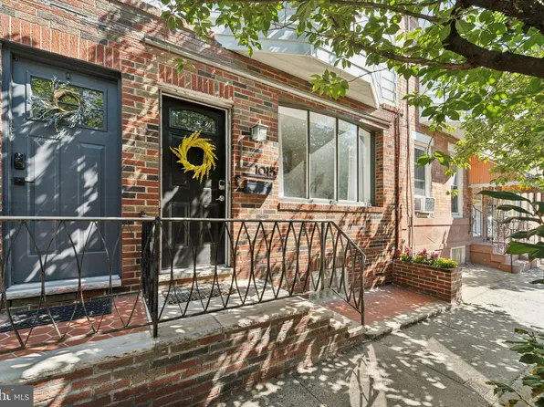 1015 Tasker St, Philadelphia, PA 19148