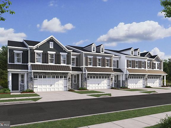 2nd image of 4839 Grandiflora Cir Lot 31