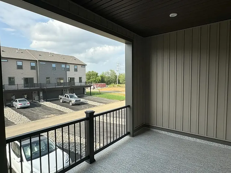 339 E Cochran St #339 — Photo 13