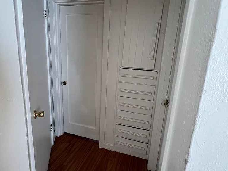 717 SW 4th St — Photo 14