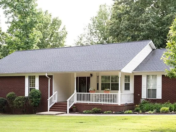 619 N Ray Rd, Clarksville, AR 72830