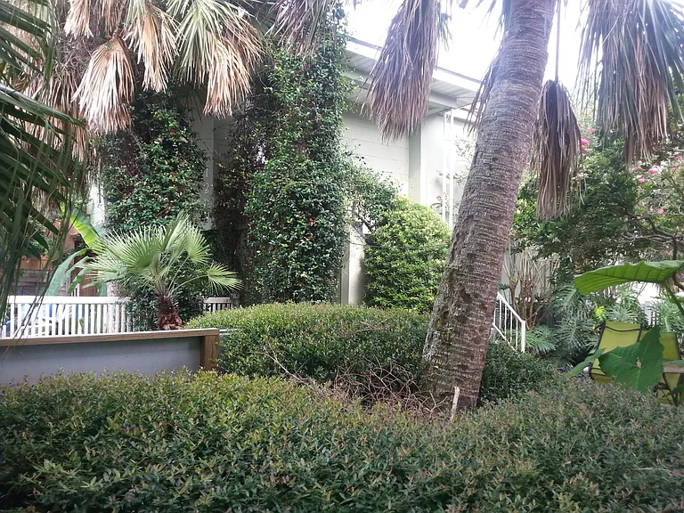 ENTRANCE TO 2ND BUILDING