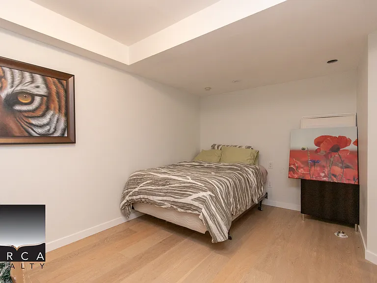 3295 Westmount Rd — Photo 46
