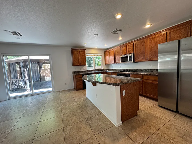 6238 Whitelion Walk St — Photo 6