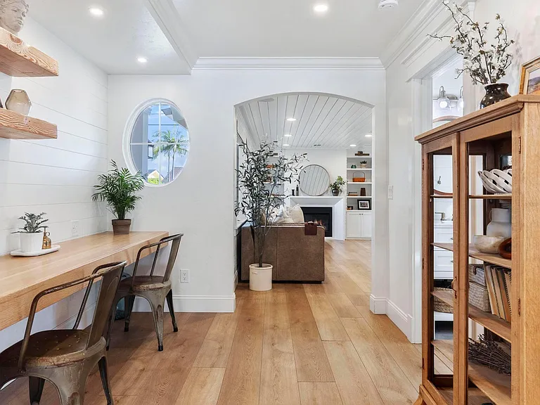 4852 Mount Almagosa Dr — Photo 20