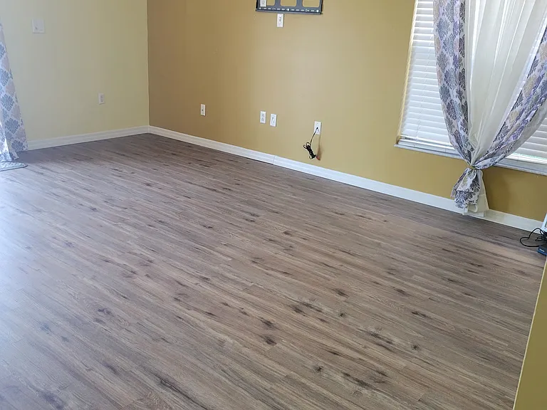 1324 Franford Dr — Photo 11