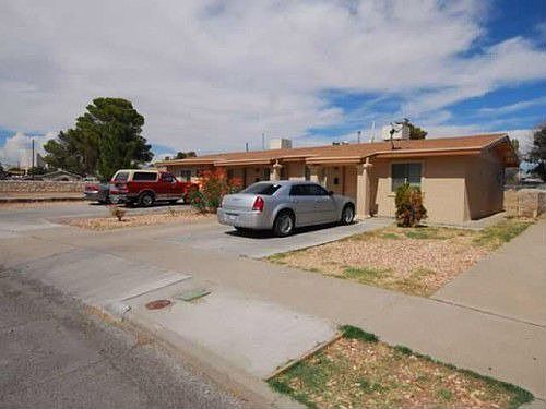 1st image of 334 De Vargas Dr