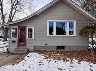 205 N Harrison St, Waupaca, WI 54981