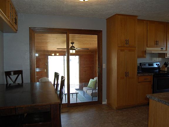 4th image of 4602 Parklane Dr