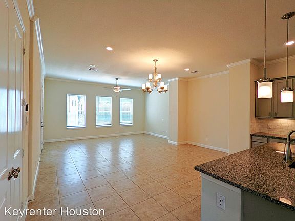 5th image of 1412 Adell Rose Ln