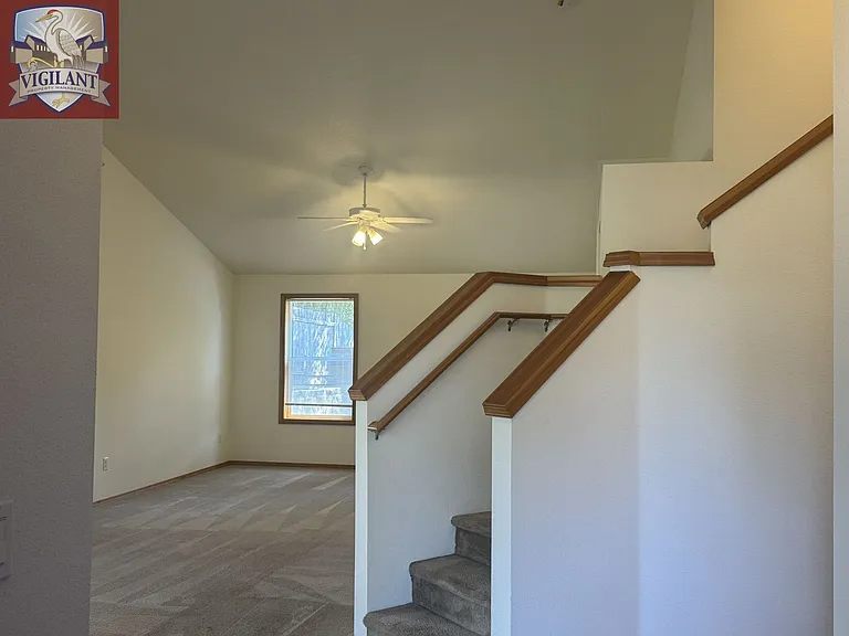 1614 N Falcon Dr — Photo 16