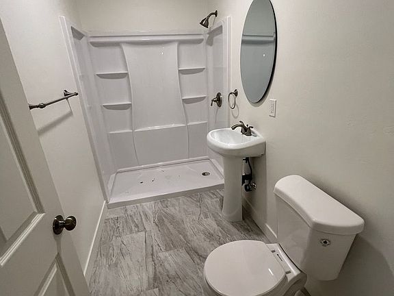 5th image of 2206 S 5th Ave