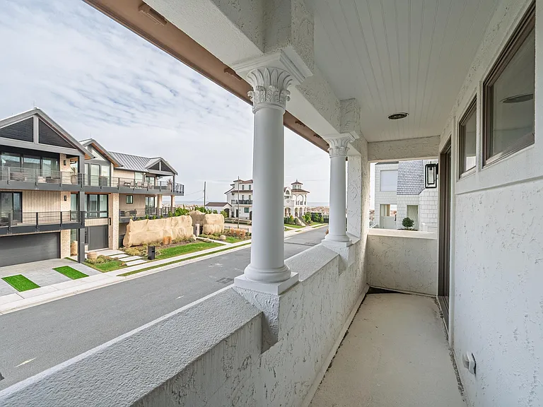 112 S Rumson Ave — Photo 36