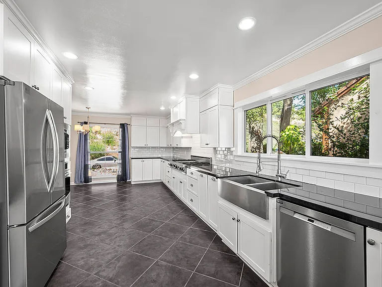 9917 Mozelle Ln — Photo 49