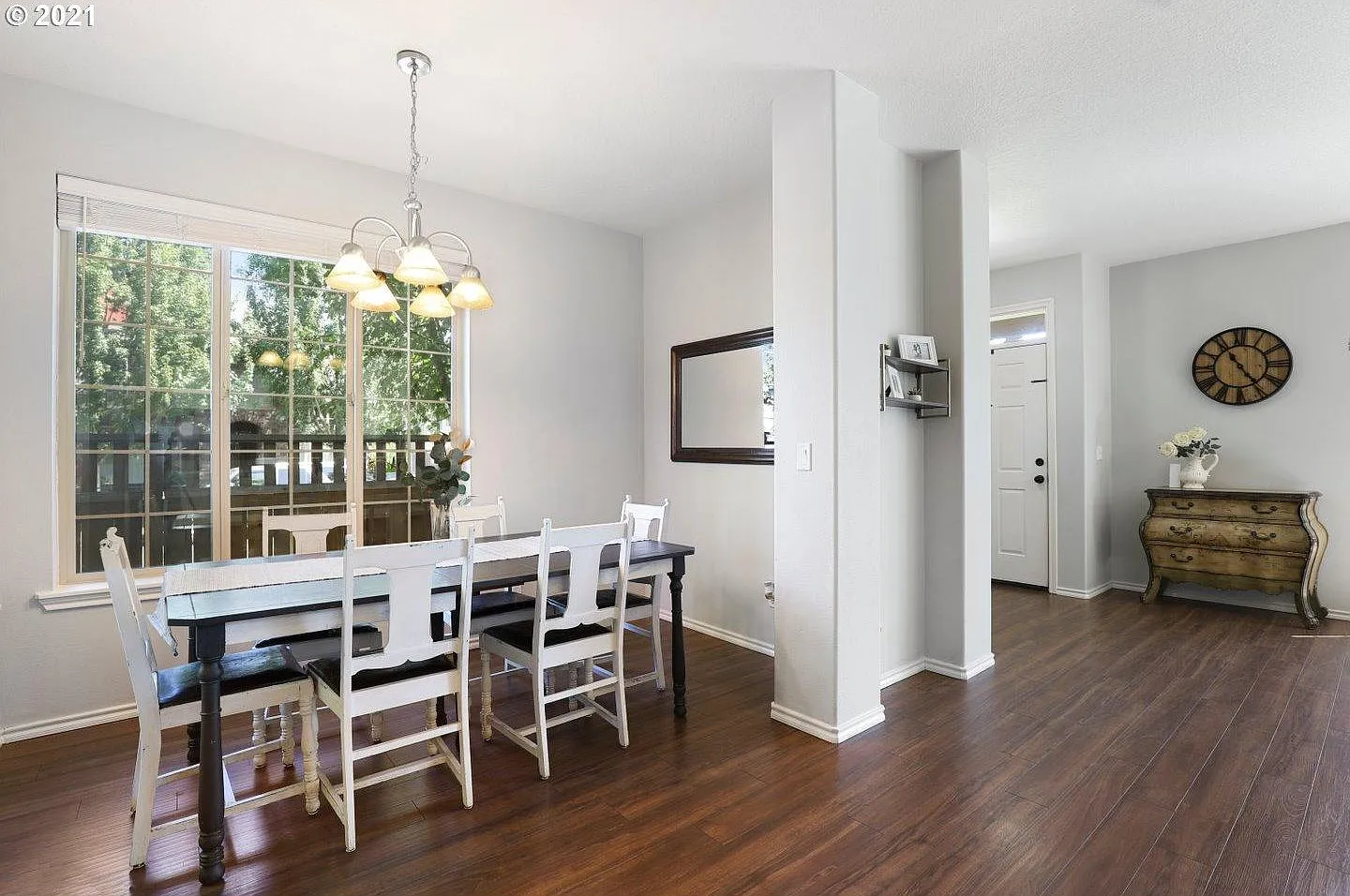 3 bed, 2.5 bath, 1792 sqft, $2,950 — Photo 3