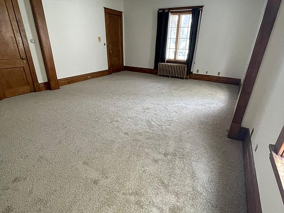 3rd image of 2863 Irving Ave S APT 2