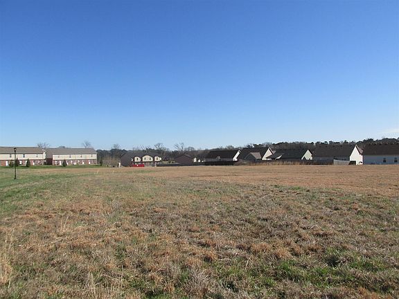 4th image of 840 Professional Park Dr