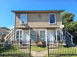 5008 Avenue S APT 3, Galveston, TX 77551