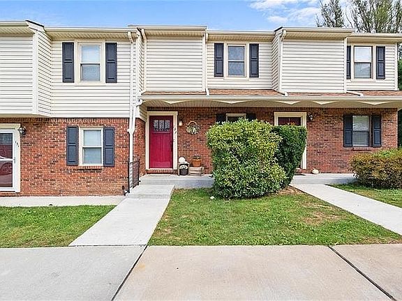 2nd image of 133 Hillvue Dr
